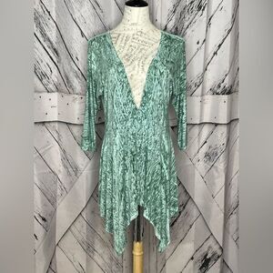 Glima Batik V-Neck Tunic Handkerchief Hem XL